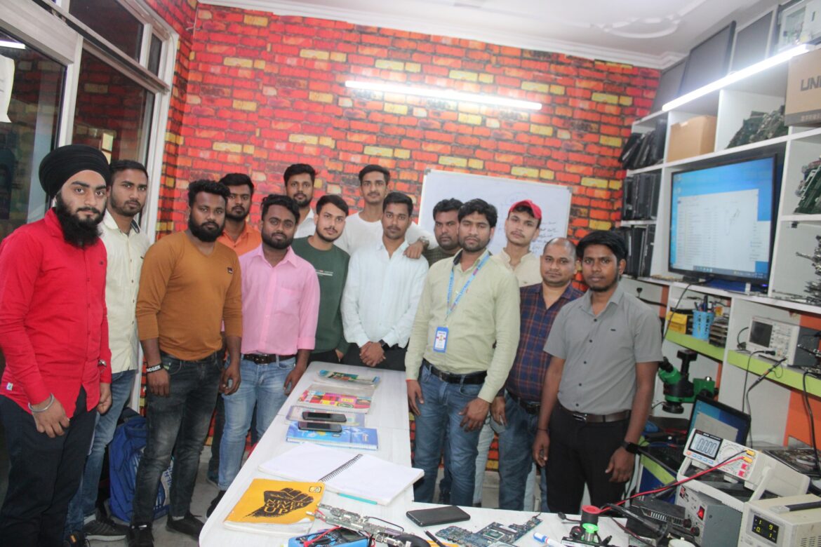 Laptop Repairing Institute in Delhi: A Brighter Tomorrow