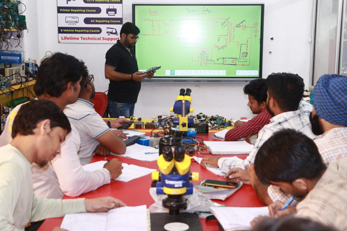 Comprehensive AC PCB Repairing Course In Delhi