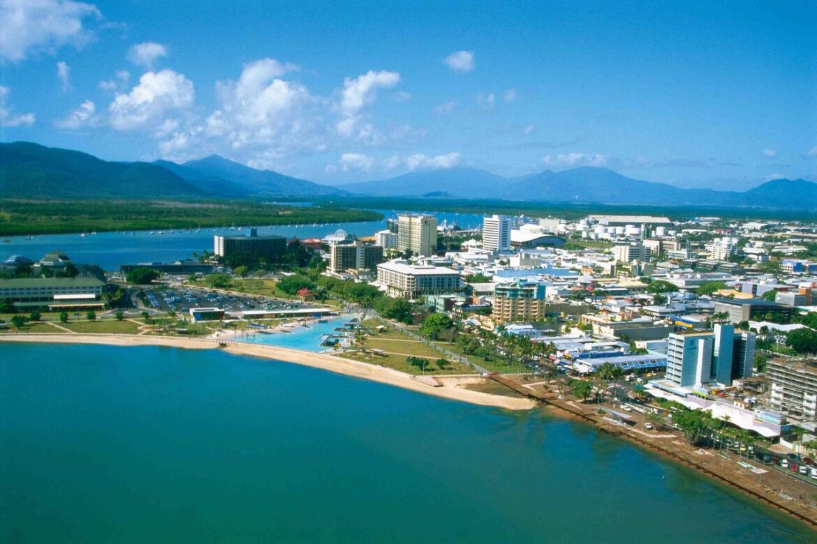Discovering the Cultural Heritage of Cairns: Aboriginal Tours and Art Galleries